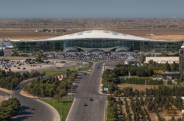 Авиабилеты Баку - Киев: обзор, советы по выбору - фото1