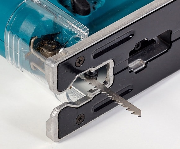 Как выбрать электролобзик для домашнего использования - фото3