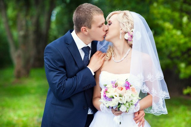 Фата на свадьбу (обзор, советы) - фото4 Фата на свадьбу (обзор, советы) - фото4