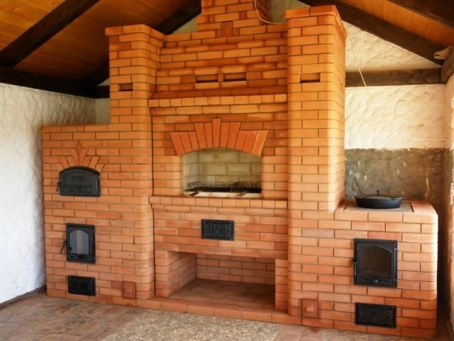 Печи-камины для загородного дома из кирпича - фото3