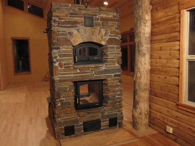 Печи-камины для загородного дома из кирпича - фото6