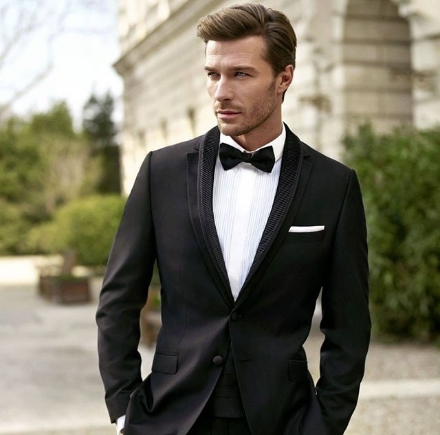 Чем отличается мужской смокинг от обычного костюма - фото1