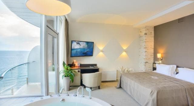 Отдых для всей семьи в отеле с дельфинами - фото1