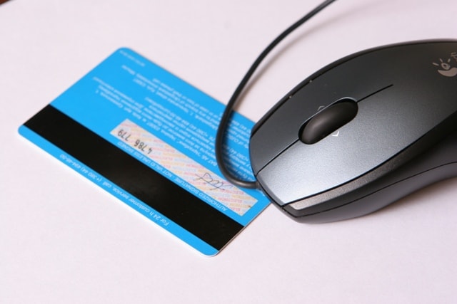 Управление банковскими счетами через онлайн-банкинг Ощад 24/7 - фото1