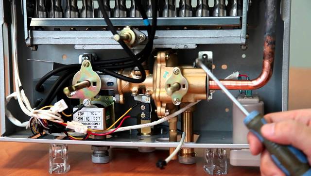 Качественный ремонт колонки