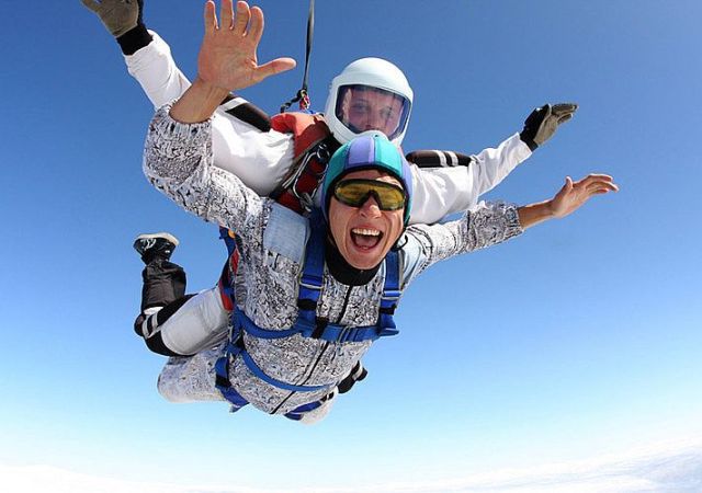 Что подарить мужчине на 50 лет: недорого, но со вкусом (интересные идеи) - фото4