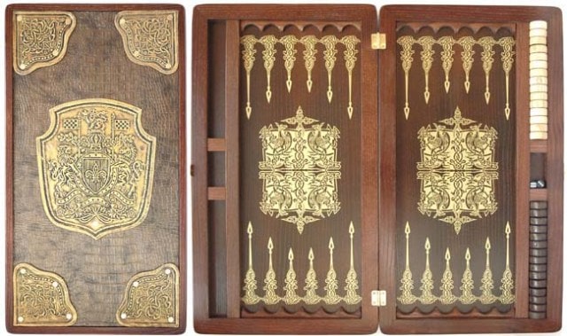 Подарок руководителю-мужчине на День рождения от коллектива: оригинальные идеи - фото3