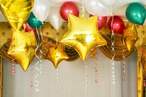 Фольгированные шарики для праздника: интересные идеи - фото1