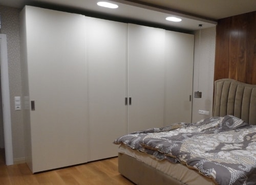 Какие бывают шкафы-купе - дизайн фасадов для спальни и гостиной - фото3