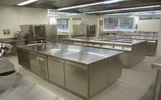 Нержавеющая сталь: виды, характеристики, применение - фото1