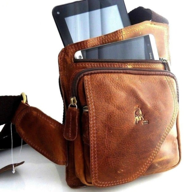 Мужская сумка из натуральной кожи через плечо: обзор, модные образы - фото5