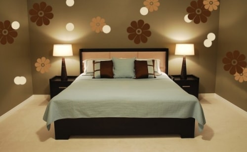 Какая люстра лучше подойдет для спальни? - фото 6