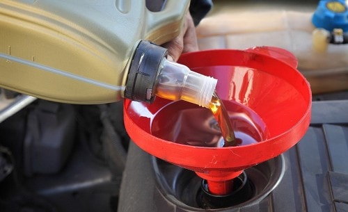 Почему чернеет моторное масло? - фото 4