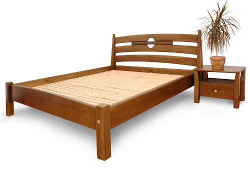 Почему скрипит деревянная кровать? Что делать? - фото 1