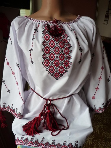 Які бувають чоловічі, жіночі та дитячі вишиванки? Який колір обрати? - фото5