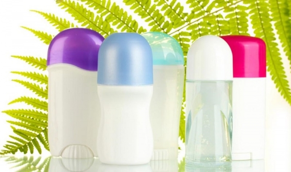 Какой выбрать дезодорант для женщин: шариковый, спрей или твердый?